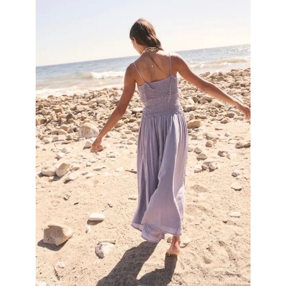 Smocked Bodice Lavender Midi Dress - Picture 2 of 5